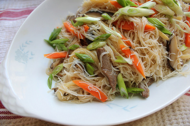 Rice Noodles Recipe
 Taiwanese Pan Fried Rice Noodles Recipe