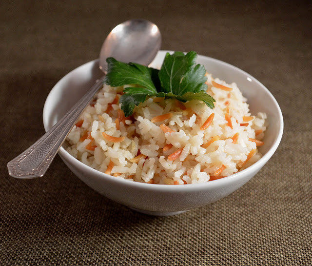 Rice Pilaf With Orzo
 Jilly Inspired Middle Eastern Rice Pilaf with Toasted Orzo