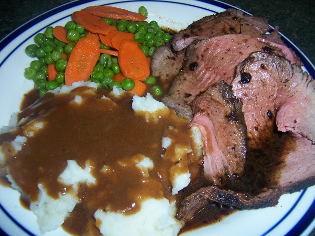 Roast Beef Dinner
 Tender and Juicy Roast Beef Dinner