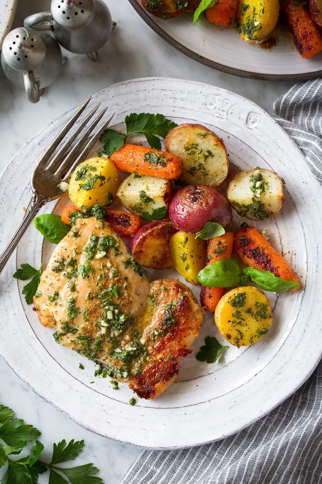Roasted Chicken Breast And Vegetables
 Roasted Chicken and Veggies with Garlic Herb Vinaigrette