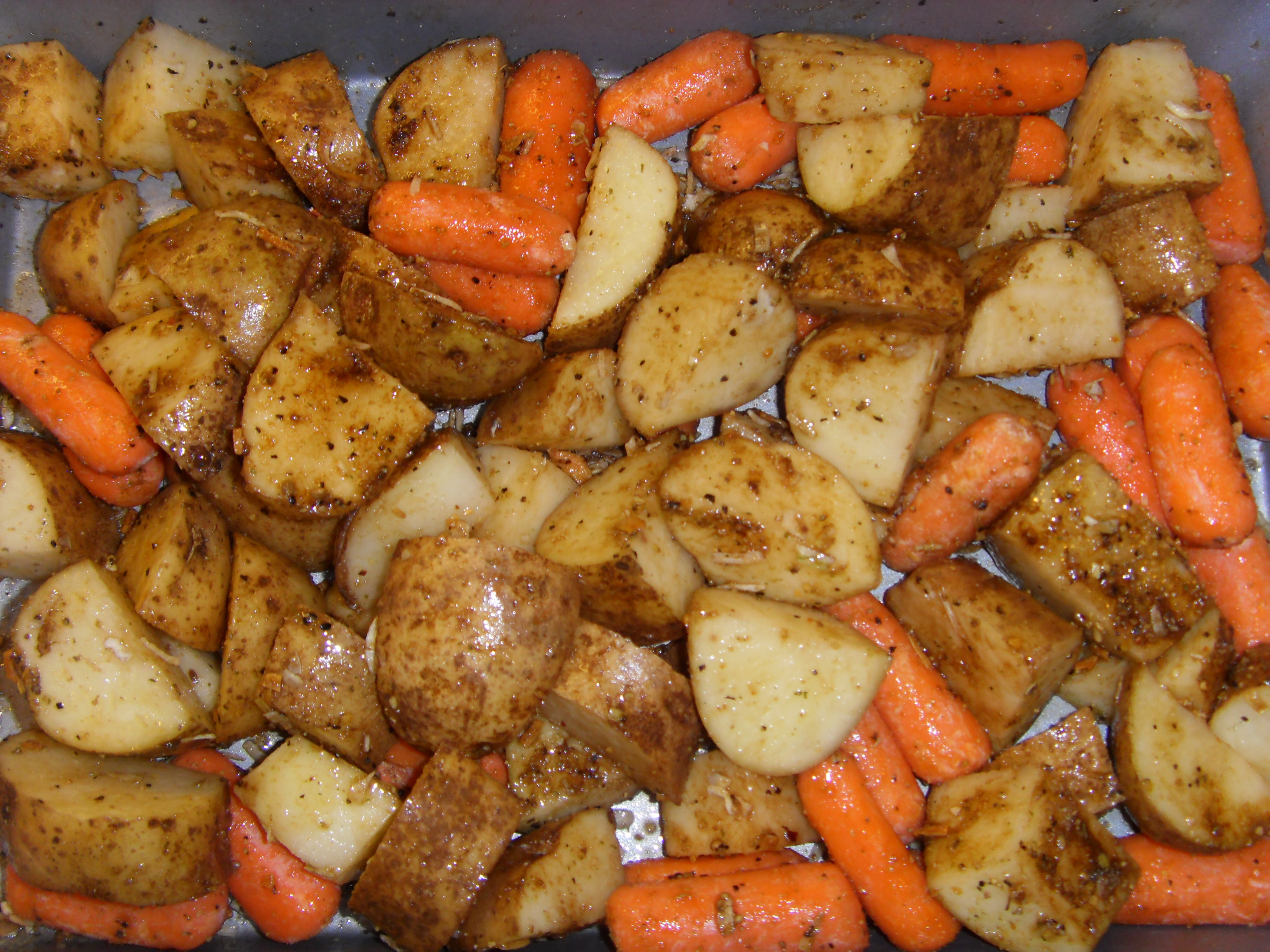Roasted Potatoes And Carrots And Onions
 roasted potatoes and carrots and onions