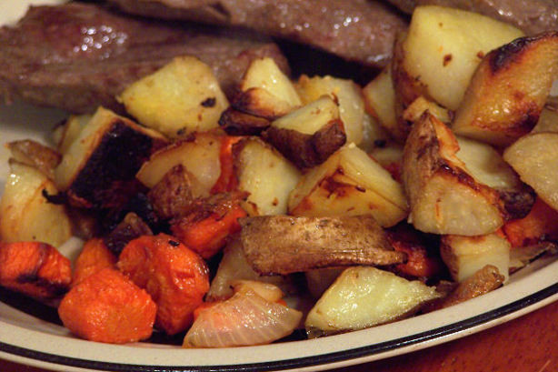 Roasted Potatoes And Carrots And Onions
 Carrots And Potatoes Roasted W ion And Garlic Recipe