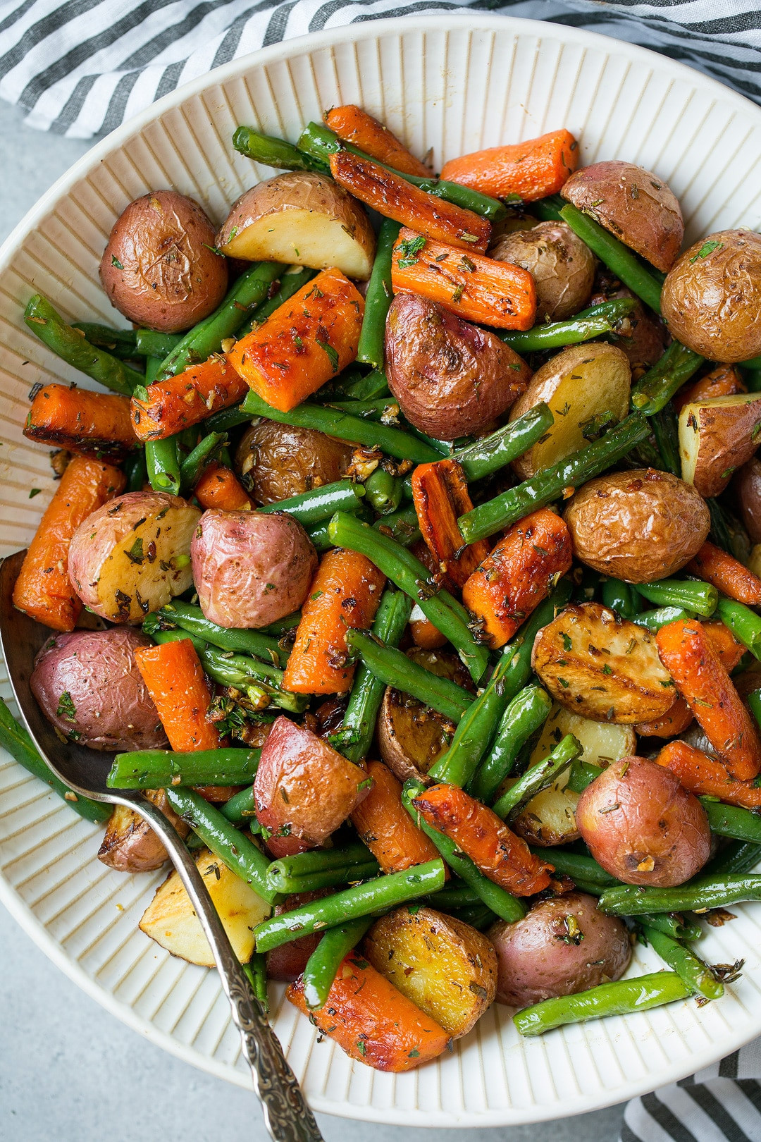 Roasted Potatoes And Green Beans
 Roasted Ve ables with Garlic and Herbs Cooking Classy