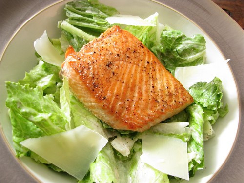 Salmon Caesar Salad
 Salmon Caesar Salad