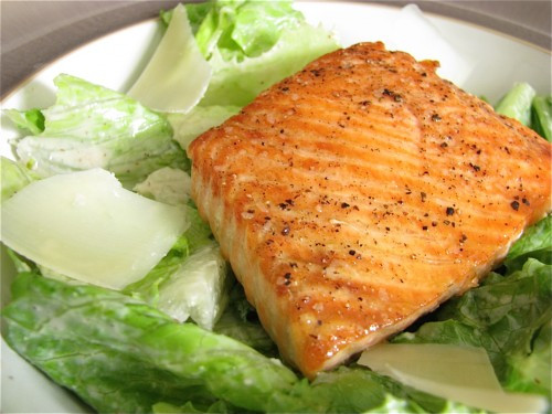 Salmon Caesar Salad
 Salmon Caesar Salad