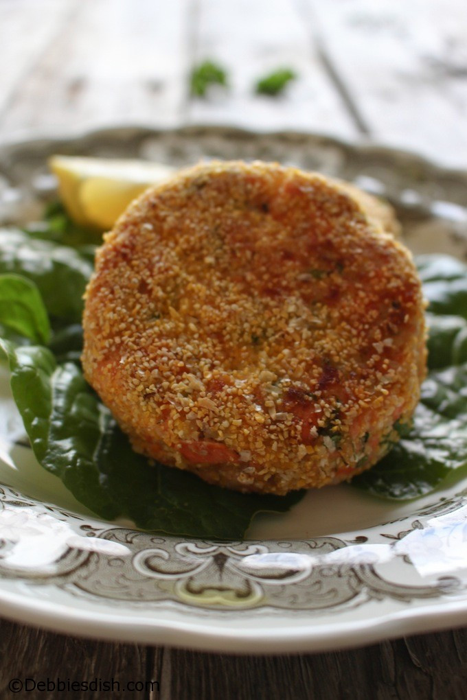 Salmon Patties With Cornmeal
 Cornmeal Crusted Salmon Cakes • Debbie s Dish