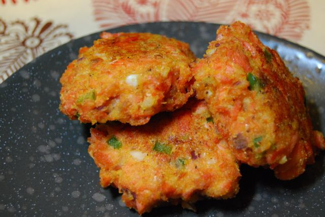 Salmon Patties With Cornmeal
 Egg Free Spicy Salmon Cornmeal Cakes