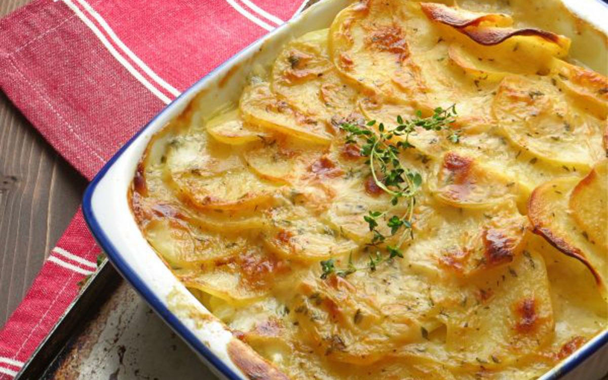 Scalloped Potato Recipe
 Creamy Scalloped Potatoes With Thyme [Vegan]