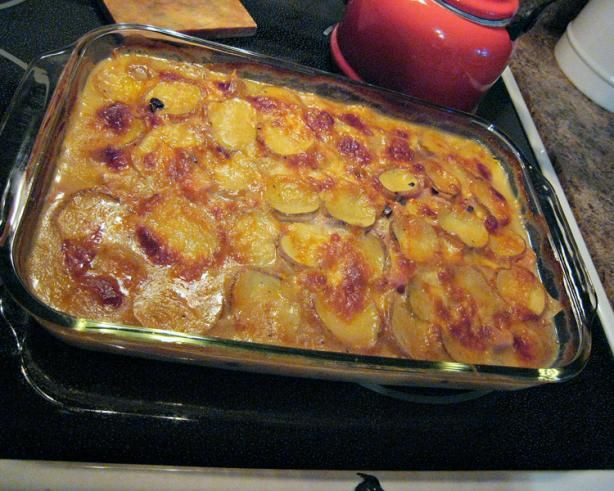 Scalloped Potatoes And Ham With Cream Of Mushroom Soup
 Easy Scalloped Potatoes With Ham and Havarti Reduced Fat