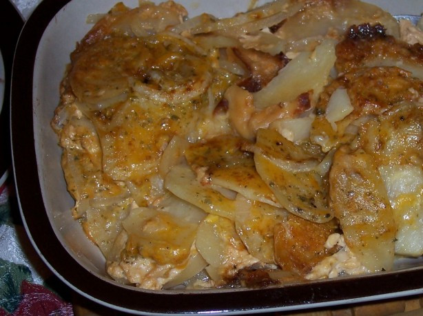 Scalloped Potatoes In Crock Pot
 Crock Pot Cheddar Scalloped Potatoes Recipe Food