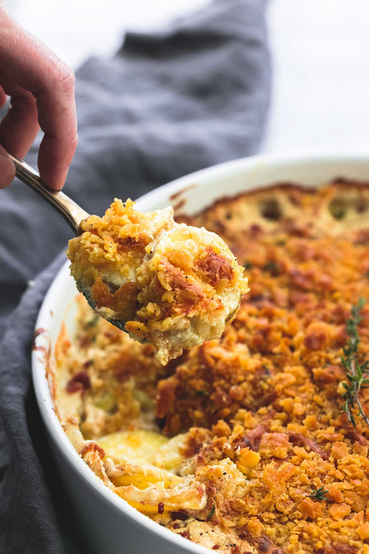 Scalloped Potatoes With Bacon
 Cheddar Bacon Scalloped Potatoes Creme De La Crumb