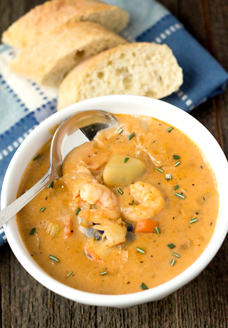 Seafood Chowder Recipes
 Creamy Seafood Chowder w Homemade Seafood Stock ⋆ Its Yummi