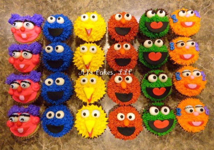 Sesame Street Cupcakes
 Sesame Street Cupcakes CakeCentral