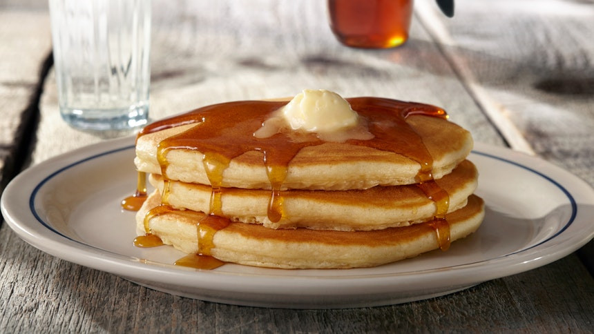 Short Stack Pancakes
 Wel e to IHOP Wel e to IHOP