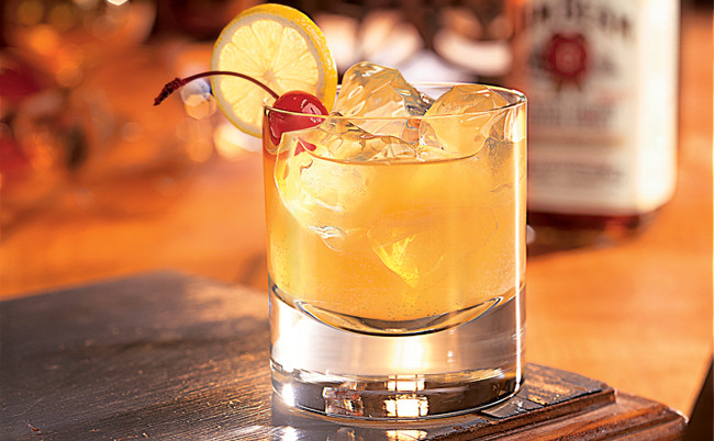 Simple Bourbon Drinks
 The Food Aisle Whiskey Sour