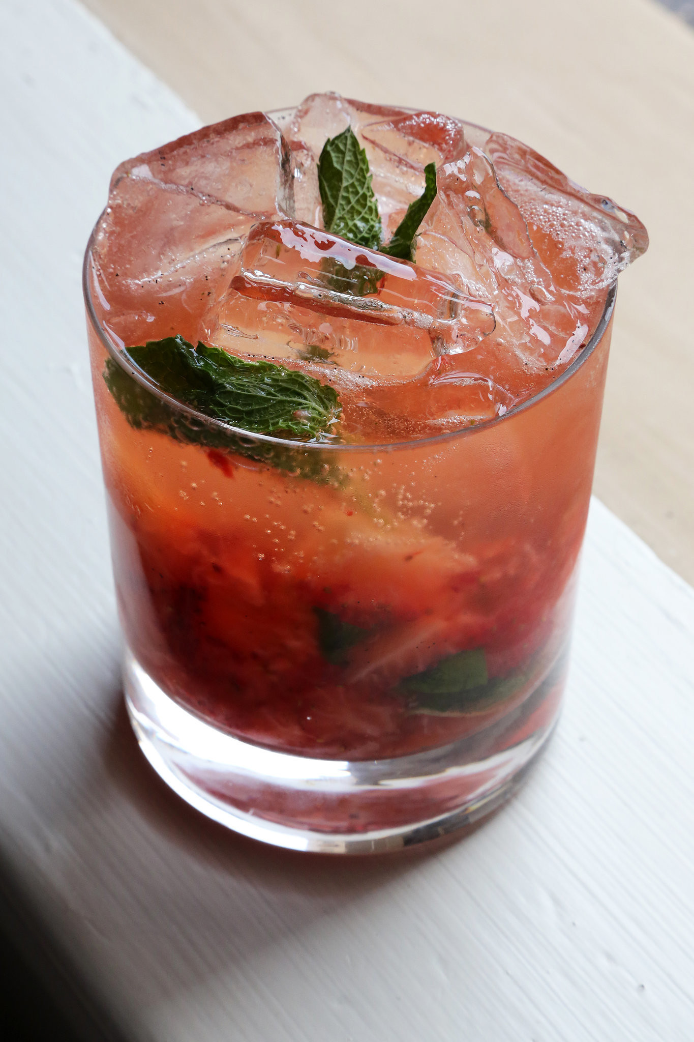 Simple Bourbon Drinks
 Easy Strawberry Bourbon Cocktail