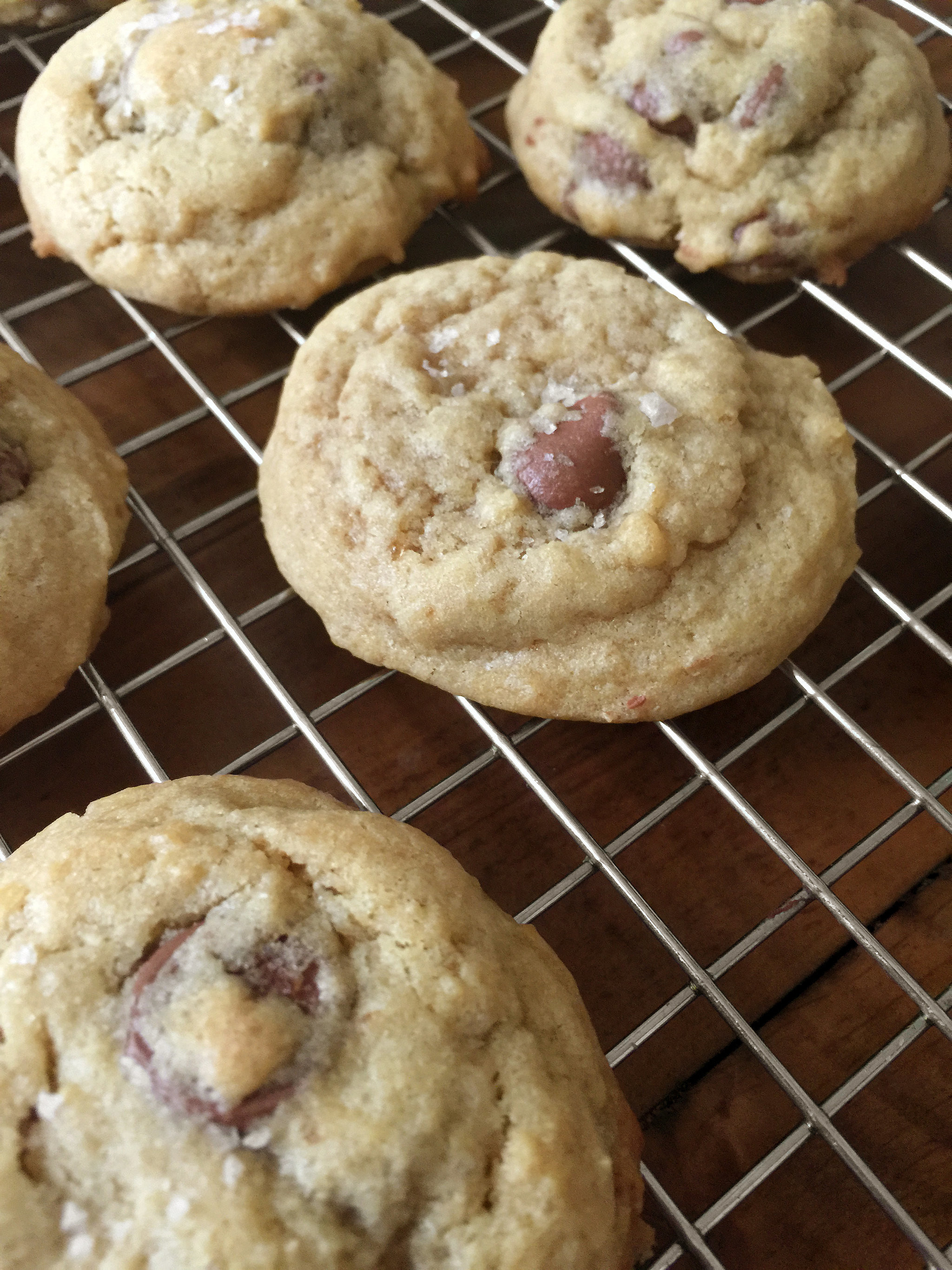 Simple Chocolate Chip Cookies
 Easy Chocolate Chip Cookie Recipe