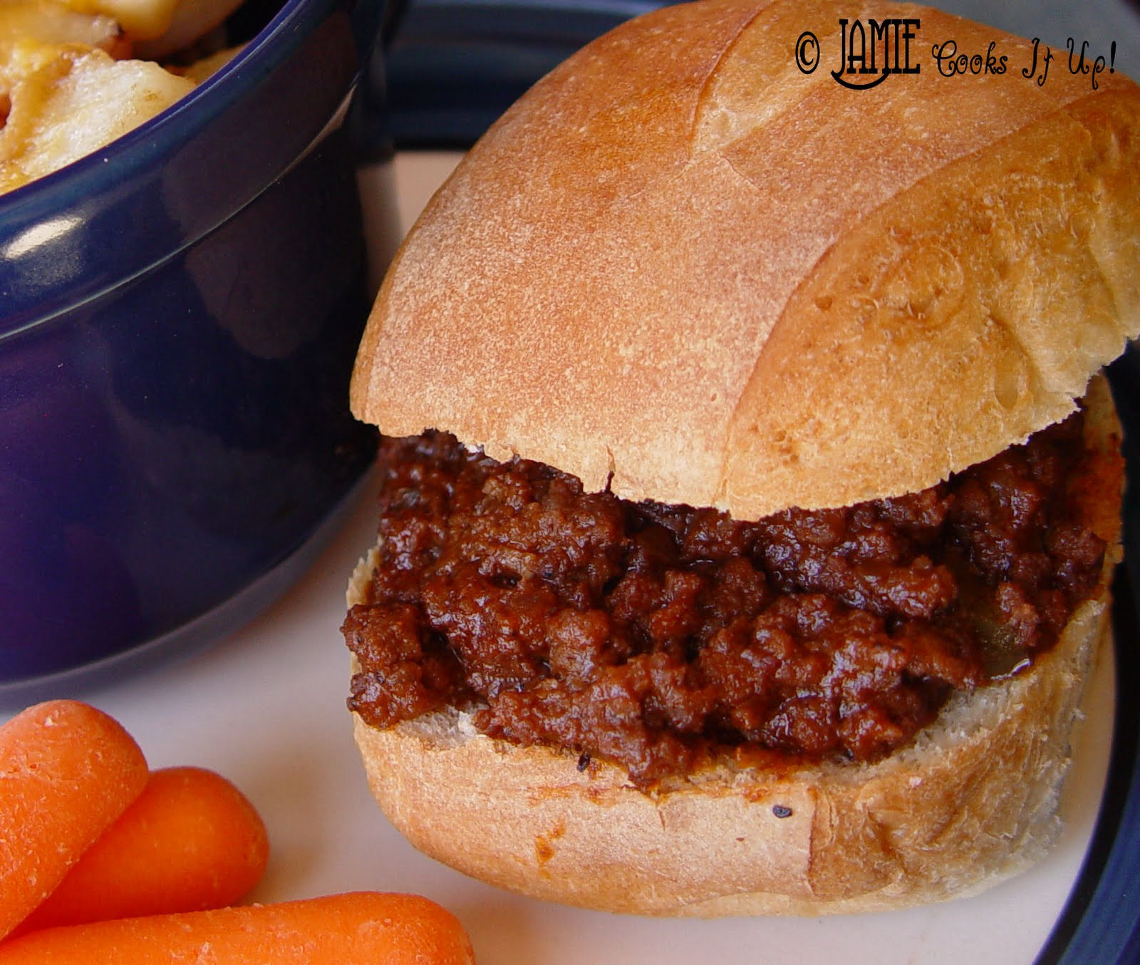 Sloppy Joes Sauce
 easy sloppy joe recipe with bbq sauce and ketchup