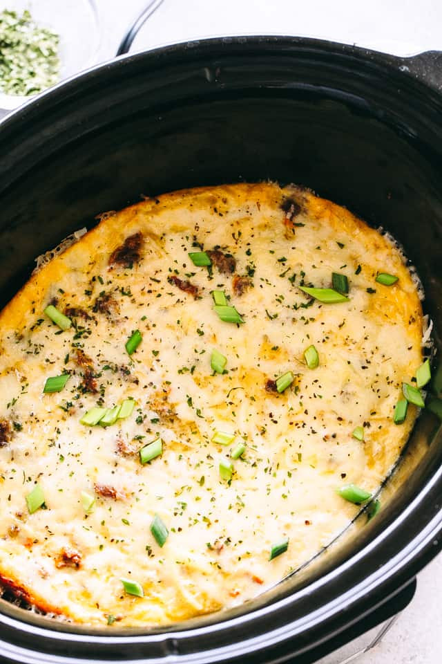 Slow Cooker Breakfast Casseroles
 Overnight Slow Cooker Breakfast Casserole