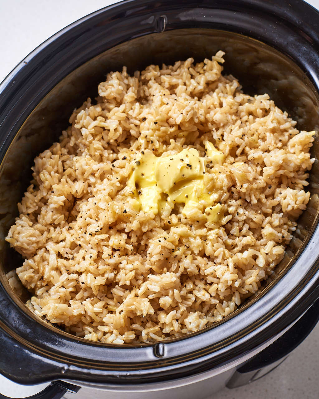 Slow Cooker Brown Rice
 Easy Slow Cooker Brown Rice