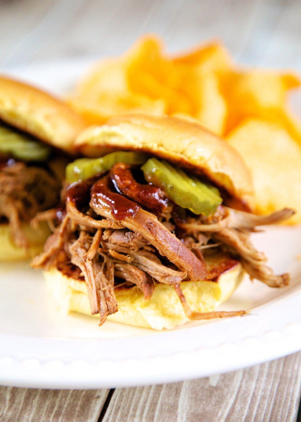 Slow Cooker Pulled Pork Tenderloin
 3 Ingre nt Pulled Pork Tenderloin Slow Cooker