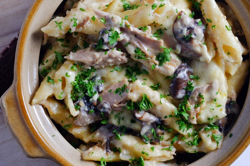 Slow Cooker Tuna Casserole
 Slow Cooker Tuna and Portobello Casserole