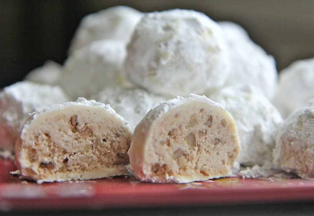 Snowball Cookies Recipe
 Cinnamon Pecan Snowball Cookies Recipe