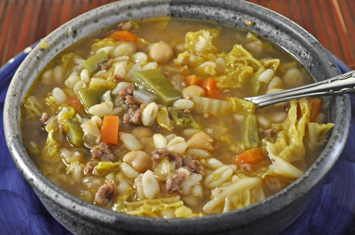 Soup With Ground Beef
 Ground Beef Barley and Ve able Soup