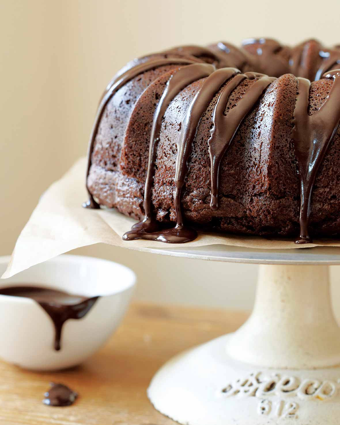 Sour Cream Bundt Cake
 Chocolate Sour Cream Bundt Cake Recipe