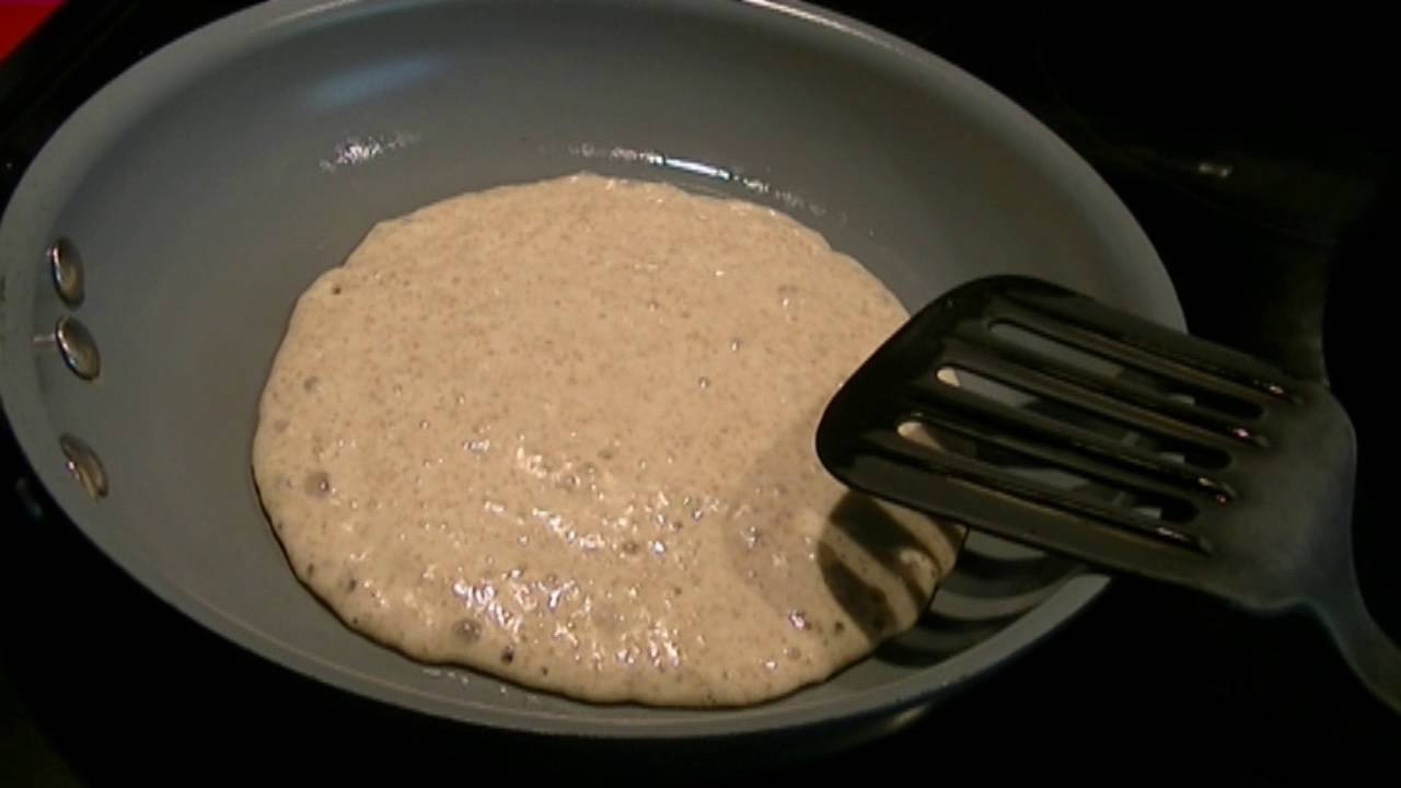 Sourdough Starter Pancakes
 Using Leftover Sourdough Starter to make Whole Wheat