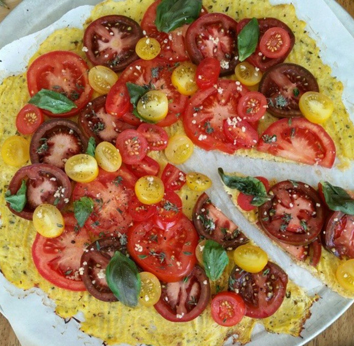 Spaghetti Squash Pizza Crust
 Margarita Pizza with Spaghetti Squash Crust