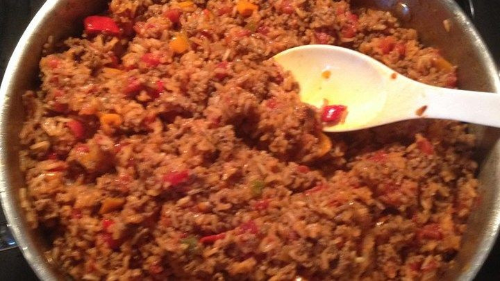 Spanish Rice With Ground Beef
 Spanish rice cooked with ground beef spicy tomatoes and