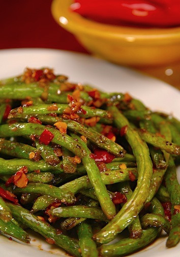 Spicy Green Bean
 garlicky spicy and sesamey green beans