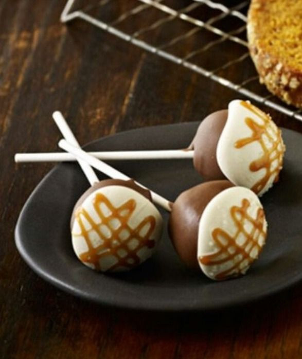 Starbucks Cake Pop Recipe
 30 Toothsome Cake Pops That Are The Best Bite Sized