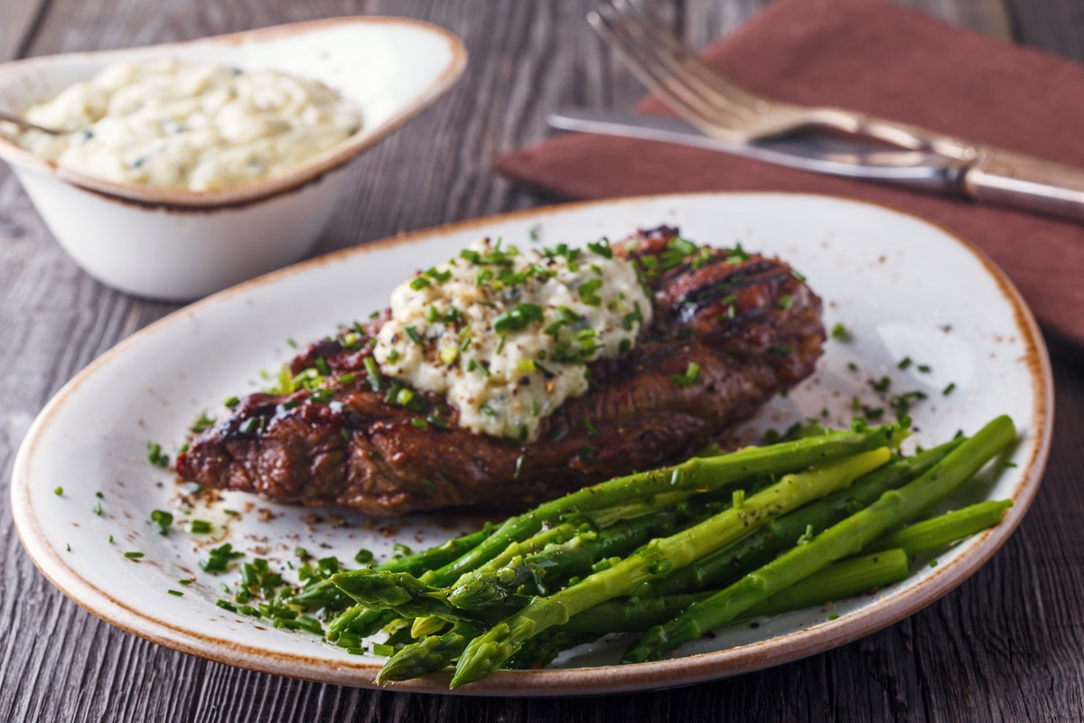 Steak Dinner Recipes
 Recipes That Equip You to Dish Out a Steak Dinner in No Time