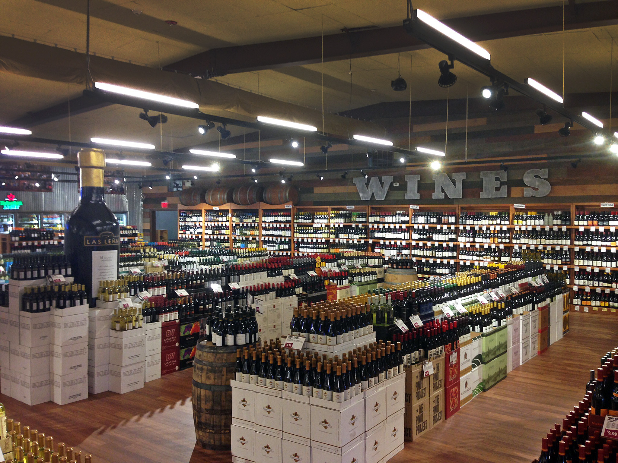 Stew Leonard'S Wine
 Stew Leonard’s Wines Danbury Reopens w Massive Makeover