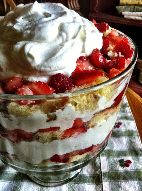 Strawberry Shortcake Trifle
 The Cozy Little Kitchen Fresh Strawberry Shortcake Trifle