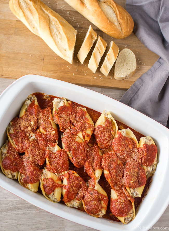 Stuffed Shells With Ground Beef
 Stuffed Shells with Ground Beef & Cheese