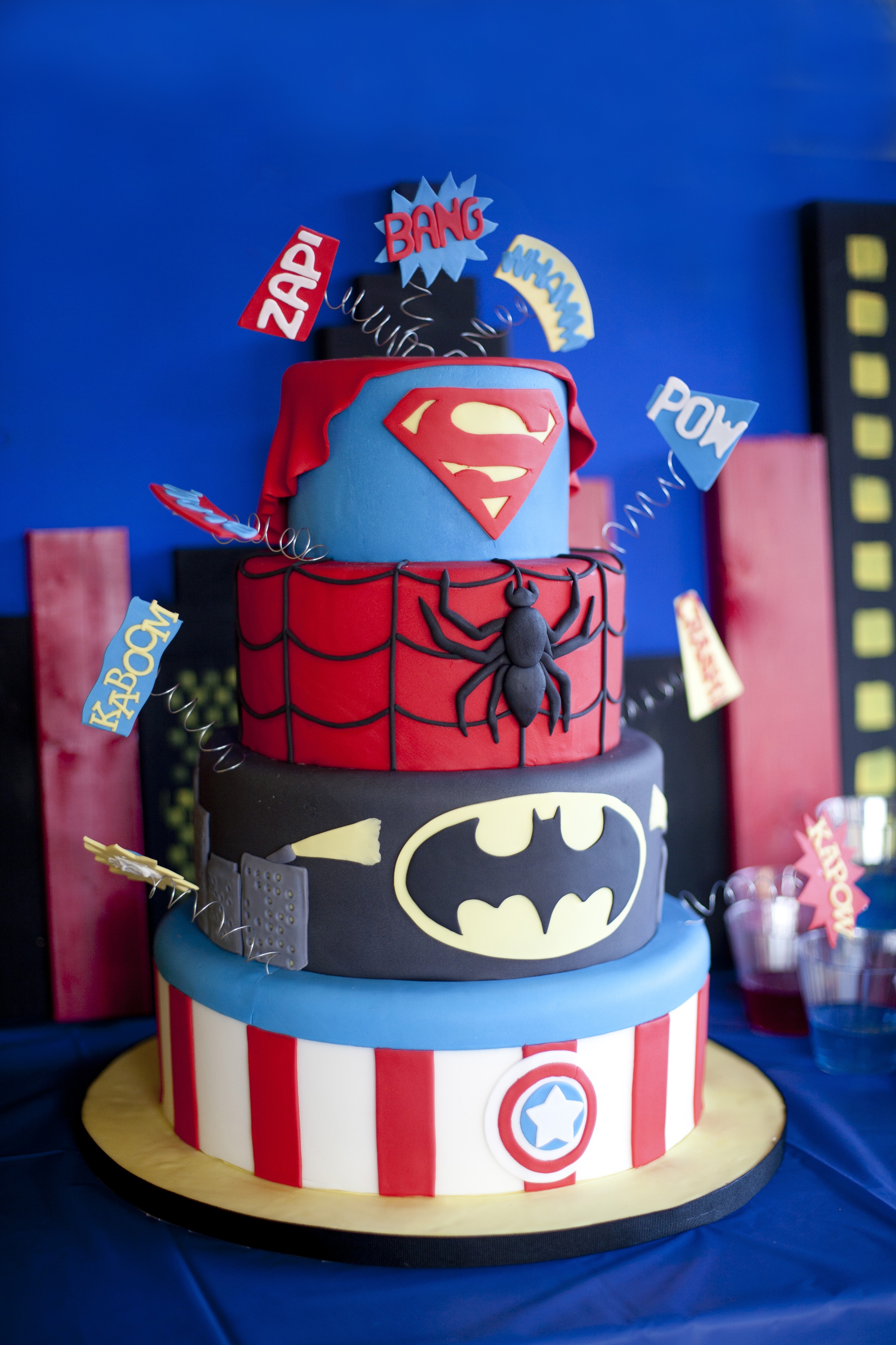 Superhero Birthday Cake
 Super Hero Birthday Party