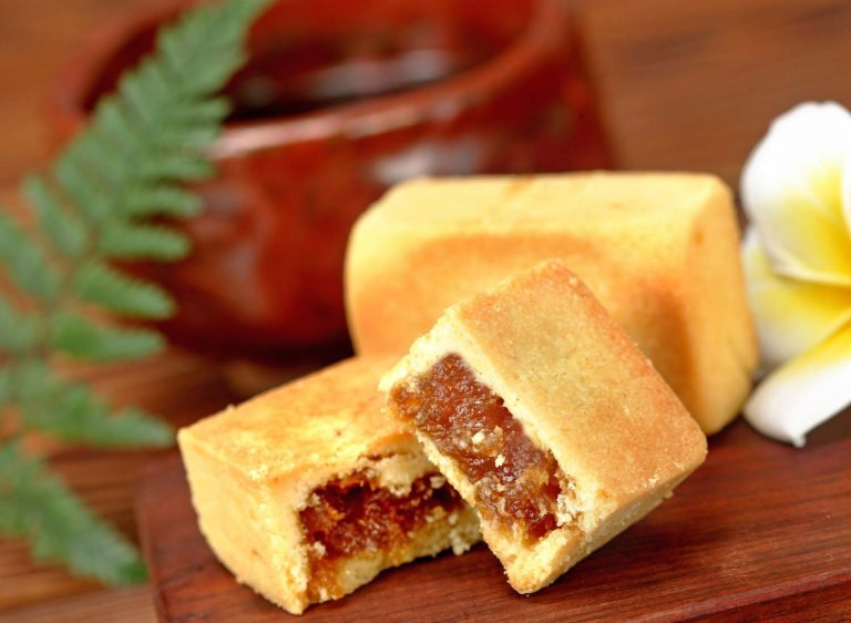 Taiwanese Pineapple Cake
 The Best Pineapple Tarts Taiwan or Singapore – backpackerlee