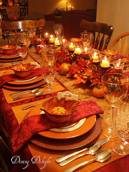 Thanksgiving Dinner Table
 31 Stylish Thanksgiving Table Decor Ideas Easyday