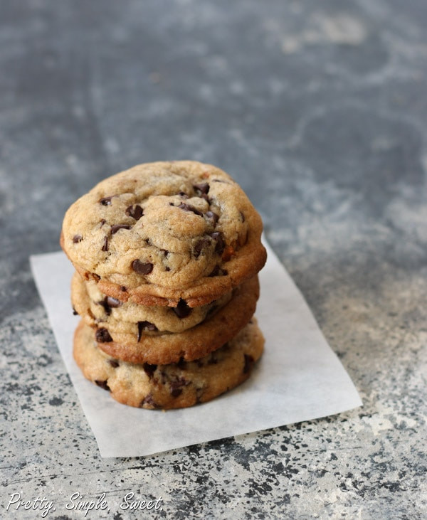 Thick Chewy Chocolate Chip Cookies
 Soft Chewy and Thick Chocolate Chip Cookies