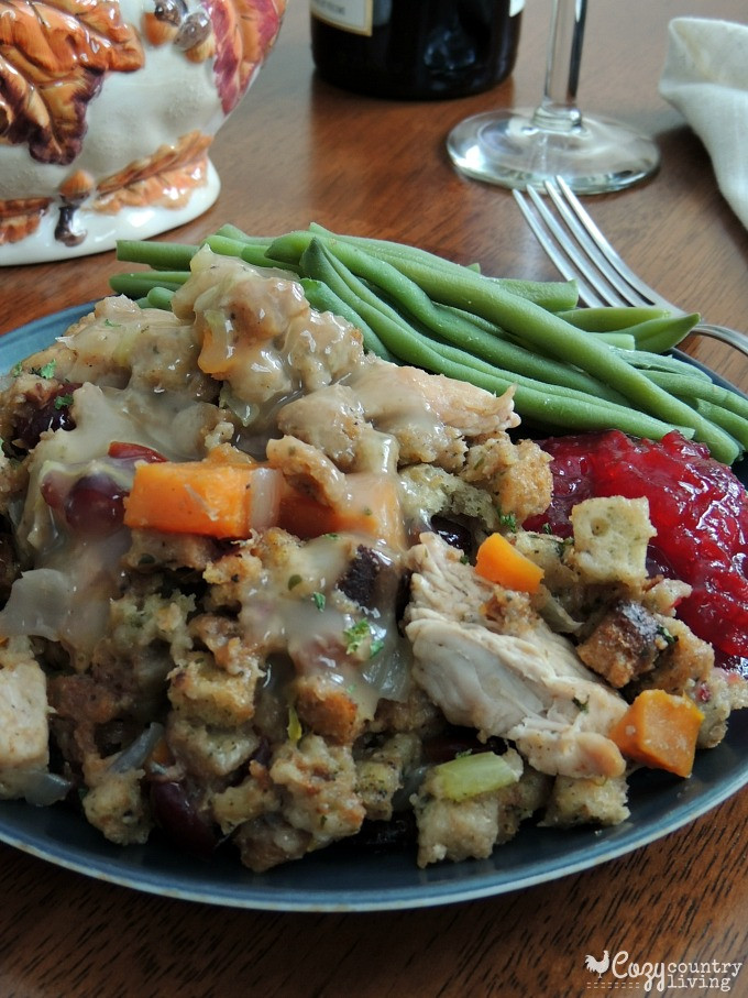 Turkey Stuffing Casserole
 e Pot Turkey & Stuffing Casserole