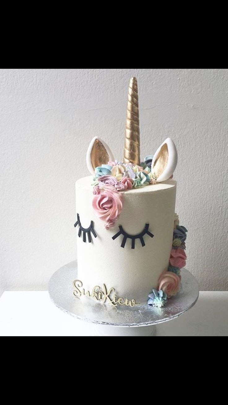 Unicorn Birthday Cake
 Unicorn Cakes