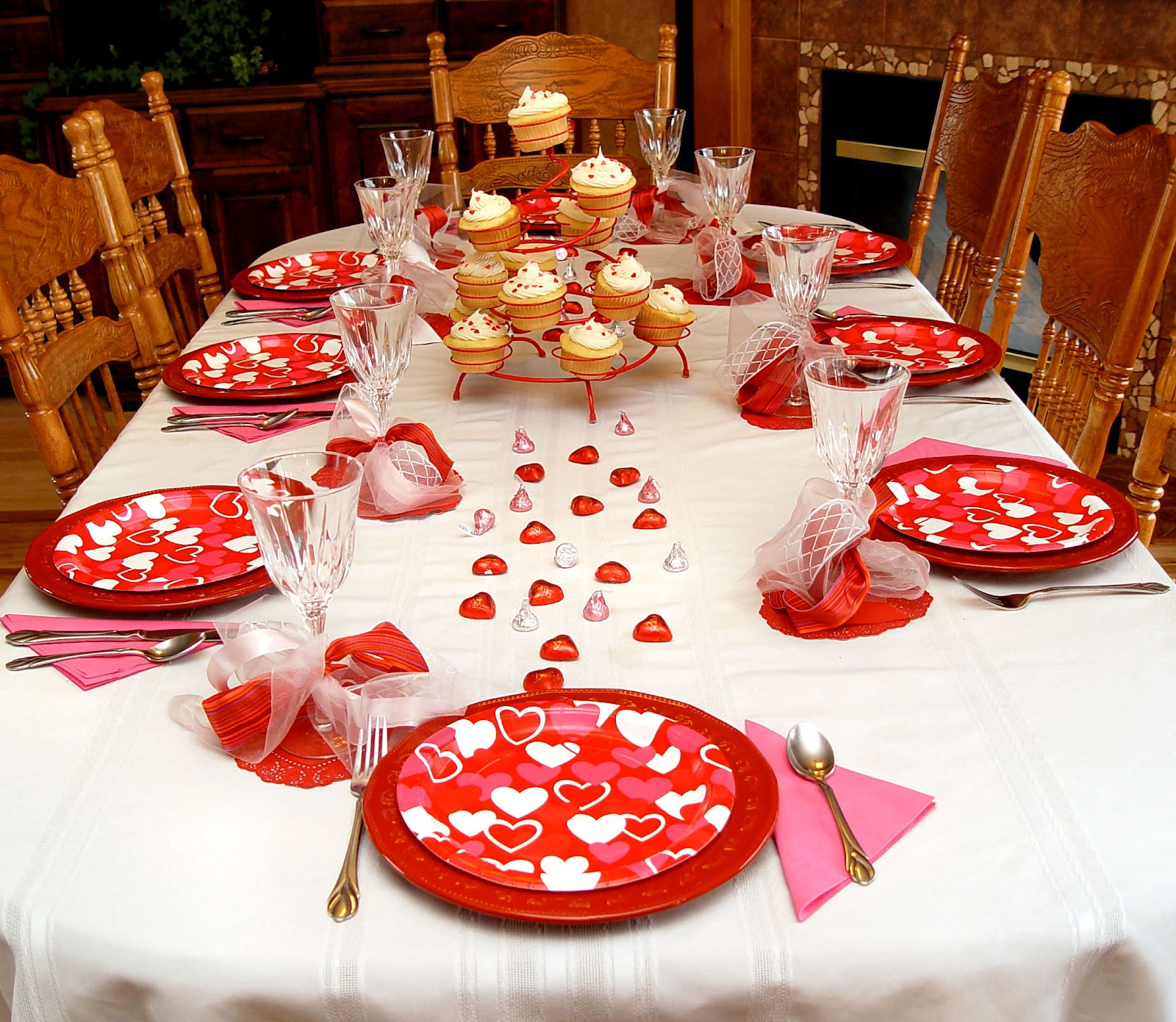 Valentines Dinner For Kids
 Family Valentines Dinner Idea and How To Make A Junk Bow