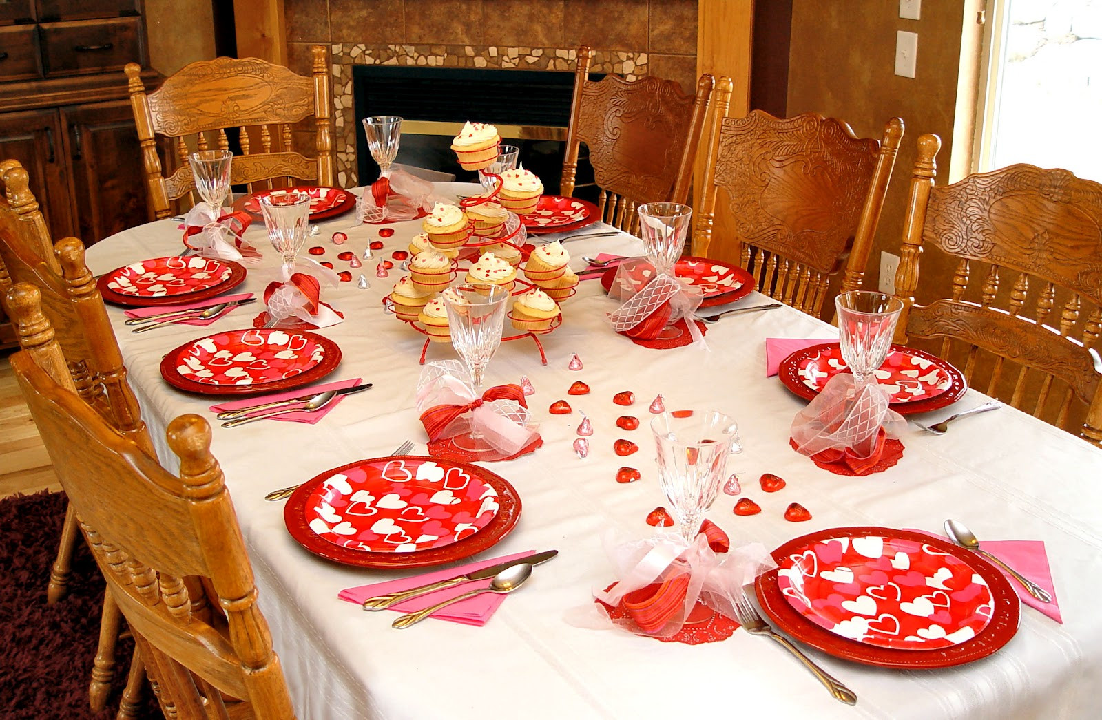 Valentines Dinner For Kids
 Family Valentines Dinner Idea and How To Make A Junk Bow