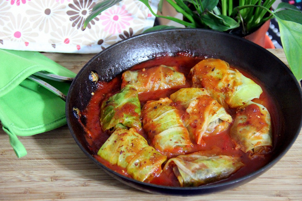 Vegetarian Cabbage Rolls
 Vegan Mushroom Cabbage Rolls Glow Kitchen