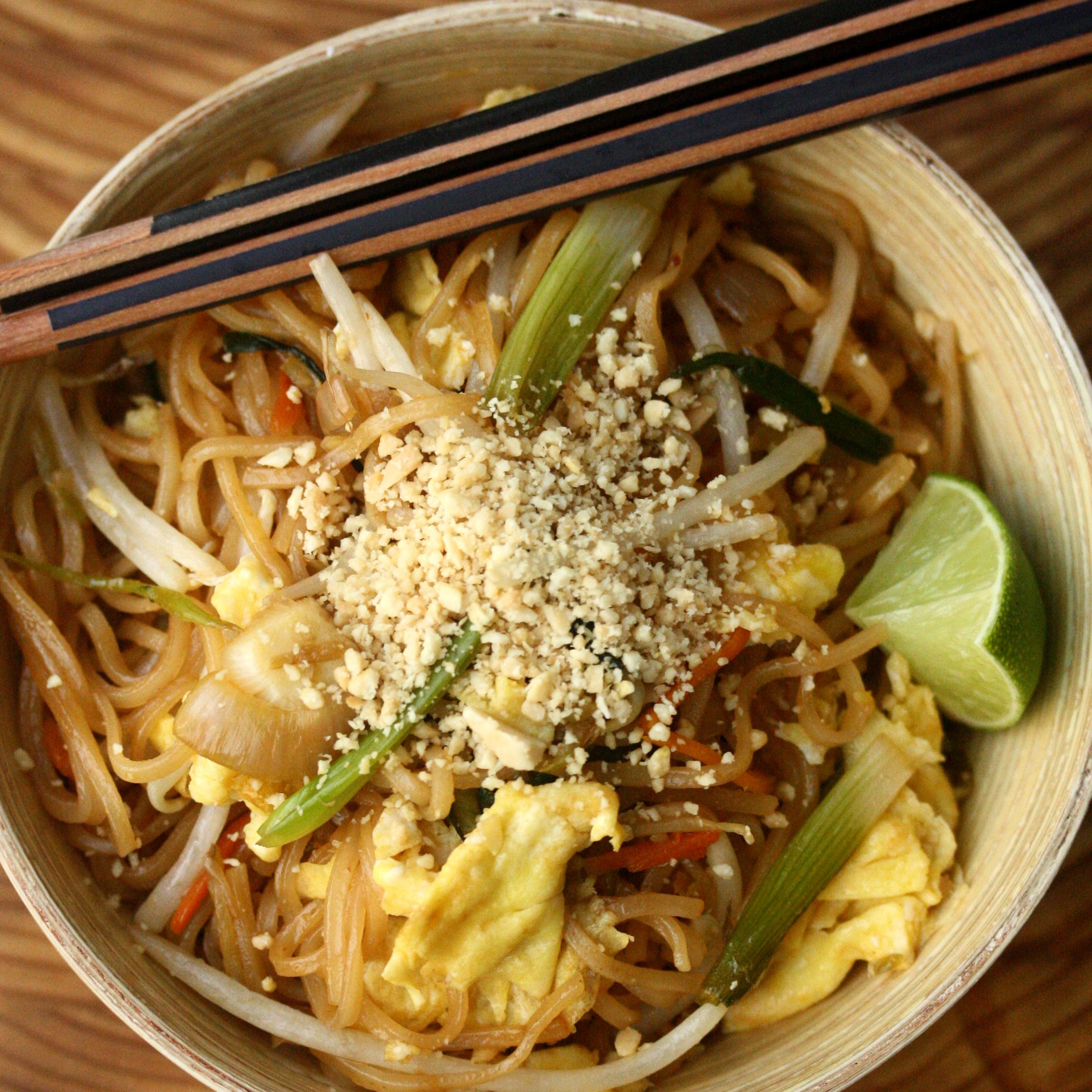 Vegetarian Pad Thai Recipe
 Ve arian Pad Thai Recipe Phoebe Lapine