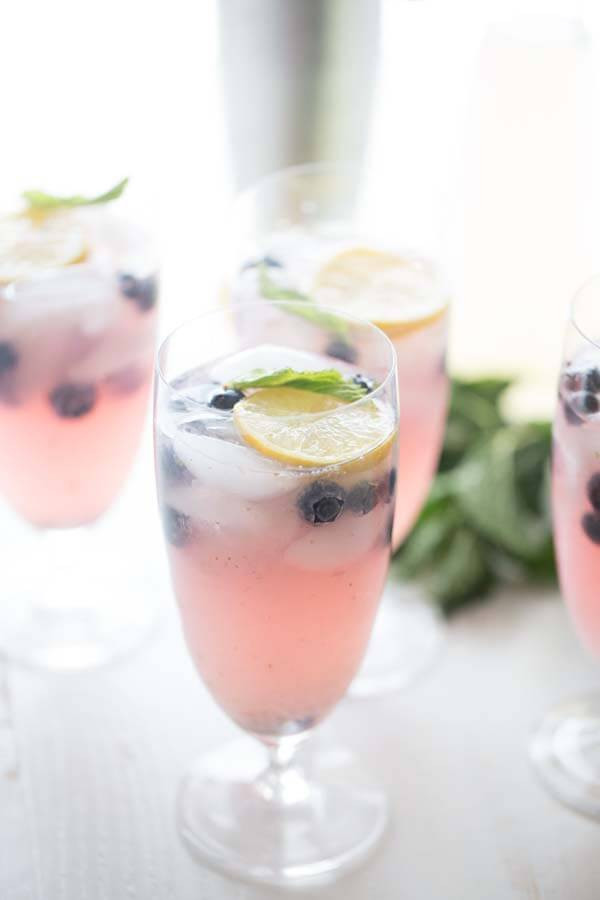 Vodka And Lemonade Drinks
 Blueberry Vodka Lemonade LemonsforLulu