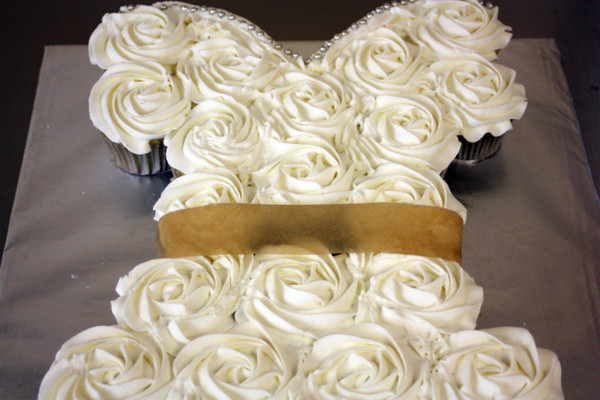 Wedding Dress Cupcakes
 Wedding Dress Cupcakes Around the World in 80 Cakes